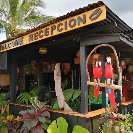 Red Frog Hotel La Fortuna Exterior foto